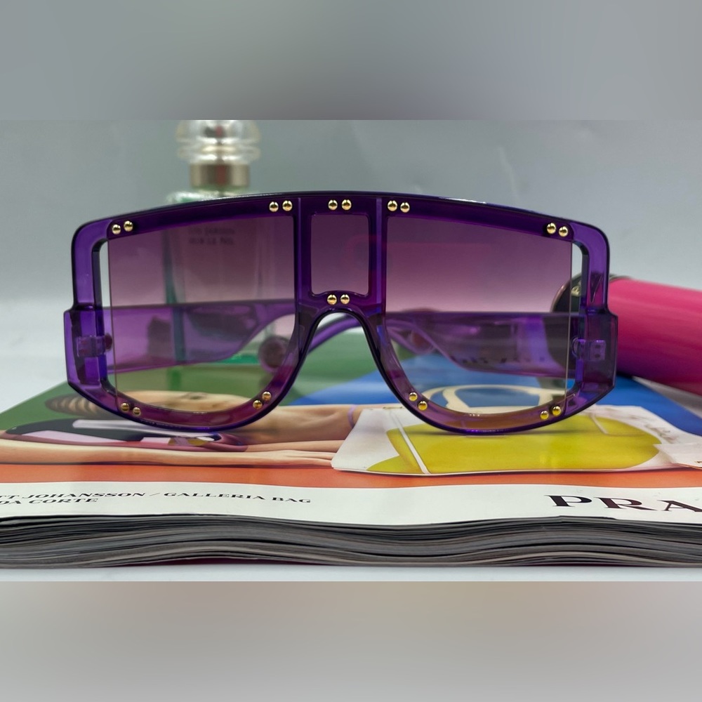 😎 Cute Purple Sunglasses
